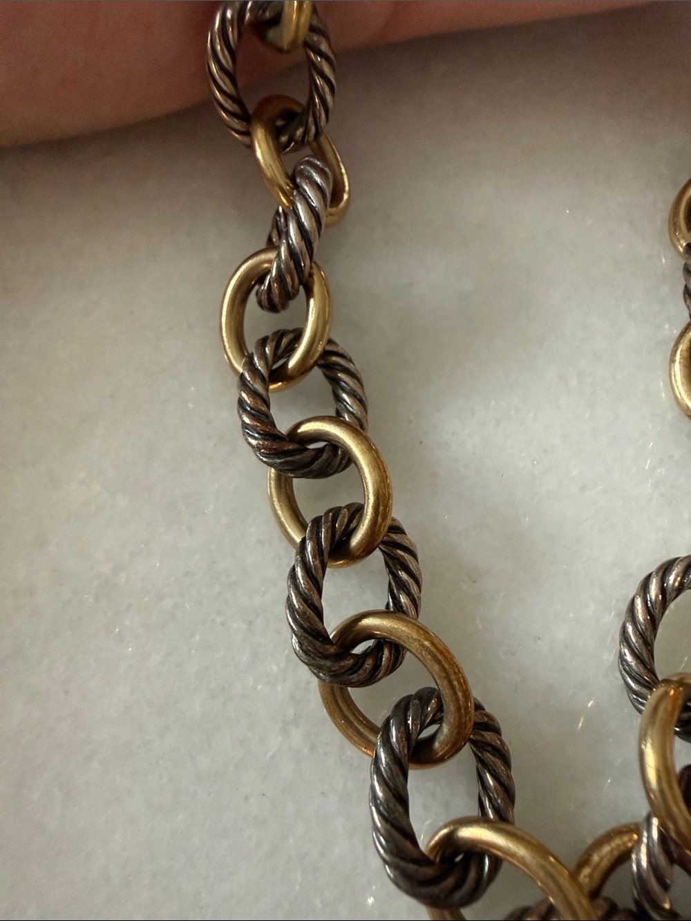 Authentic David Yurman two-tone oval link necklace - Picture 5 of 5